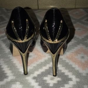 Vince Camuto heels 👠